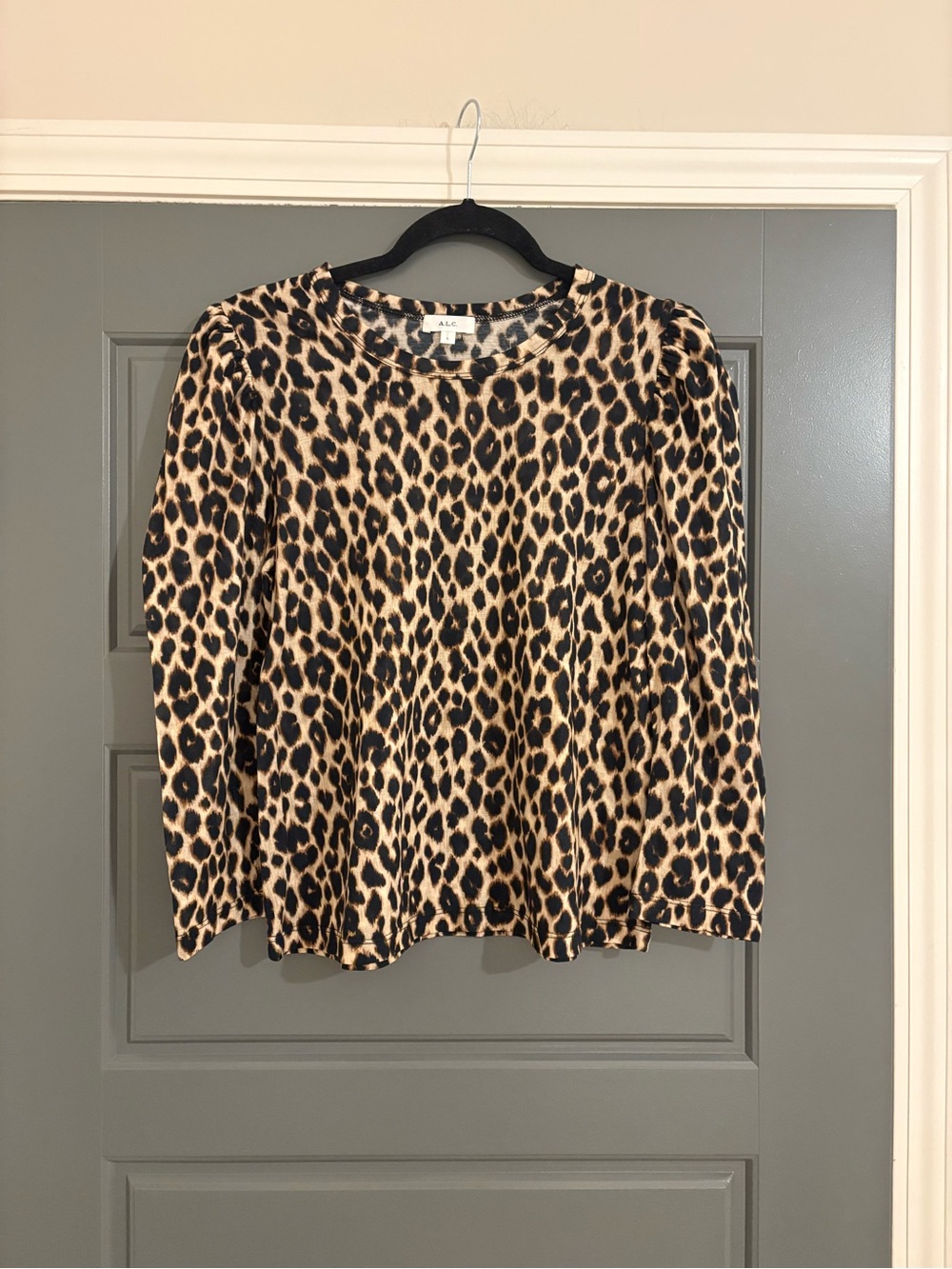 A.L.C. Leopard Print Puff Sleeve Cotton Top Size Large - Picture 2 of 4